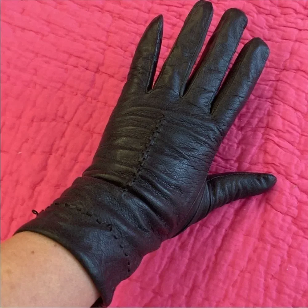 Miro Elegant Black Leather Gloves, size 6,5 (S)